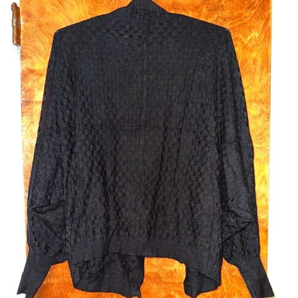 Women's Lightweight Cropped Checked Cardigan Size Small